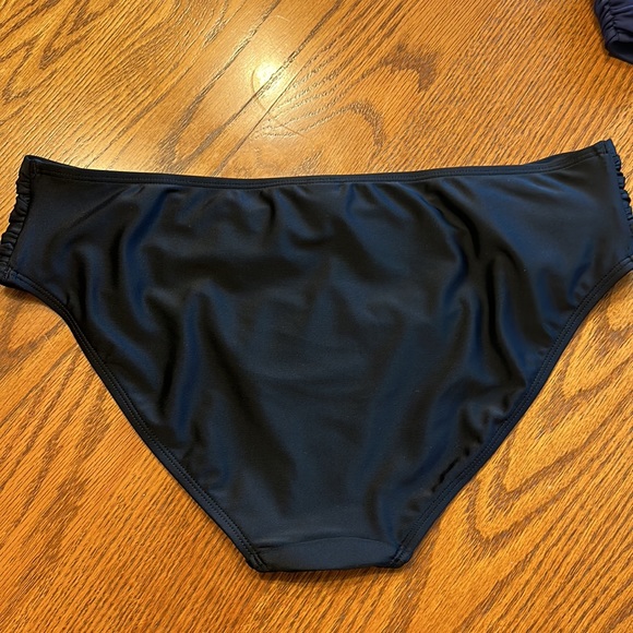 Ocean Blues Black Women's Full Coverage Swim Bottoms Ruched Sides Bikini… - Picture 8 of 9